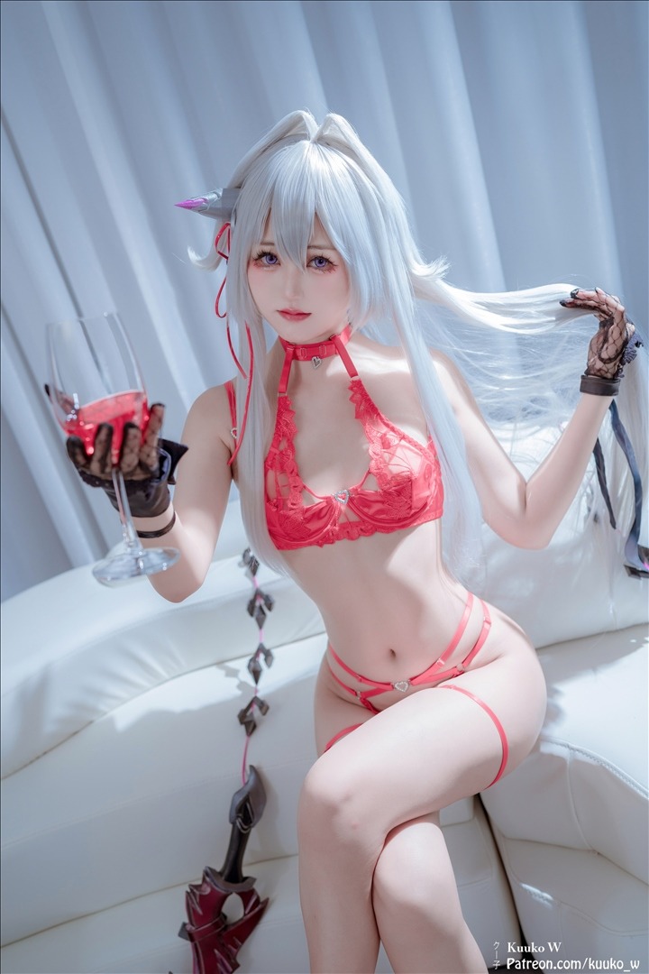 Kuuko-W---Thelema-Nutriscu-31P-23959-MB-20240828b-08-29