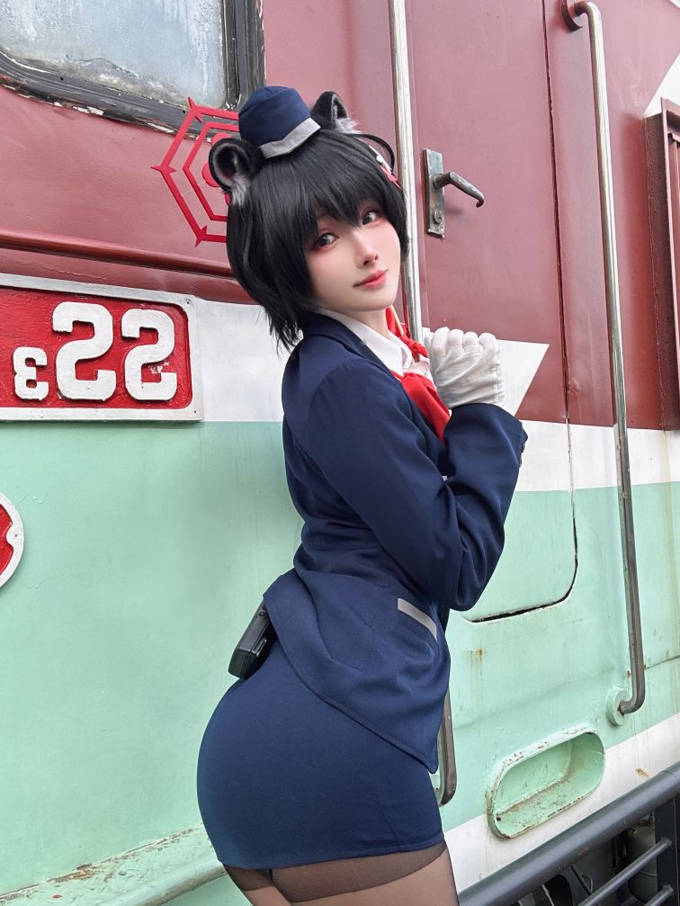 Rioko凉凉子---蔚蓝档案-椿导游-07-08