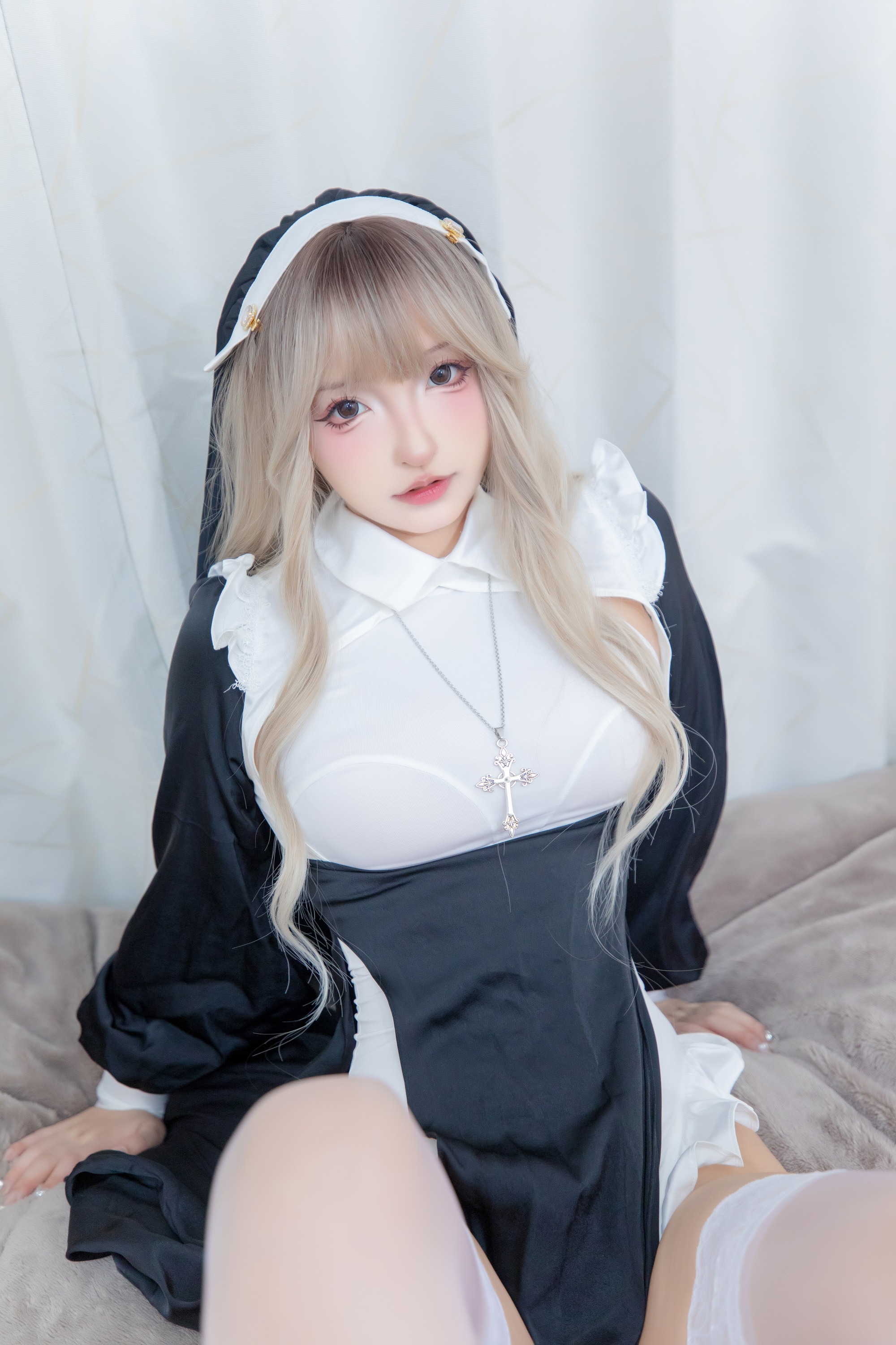 神楽坂真冬-战斗修女-75P2V-08-10