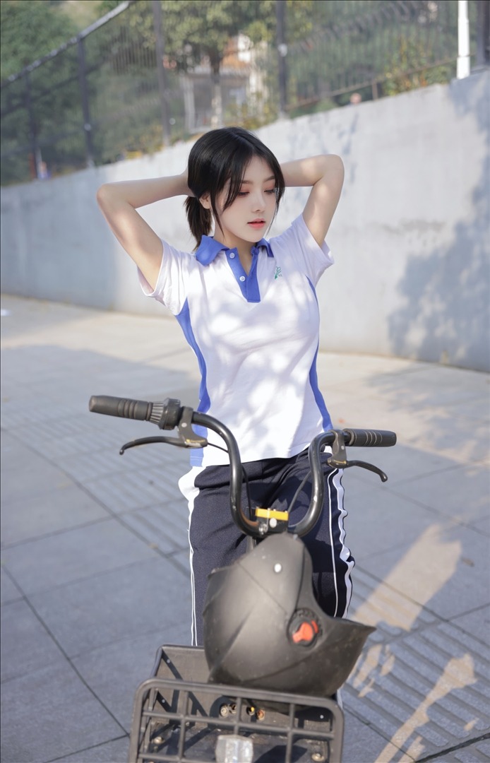 豆瓣酱---公交车-85P-85P-153-GB-20240811e-08-14