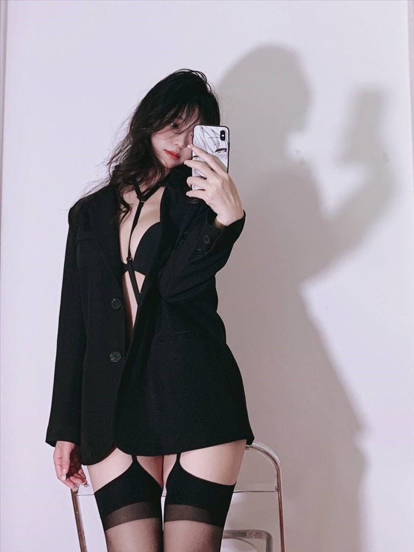 真真u---推特合集-1-432P47V-24752-MB-20240815l-08-17