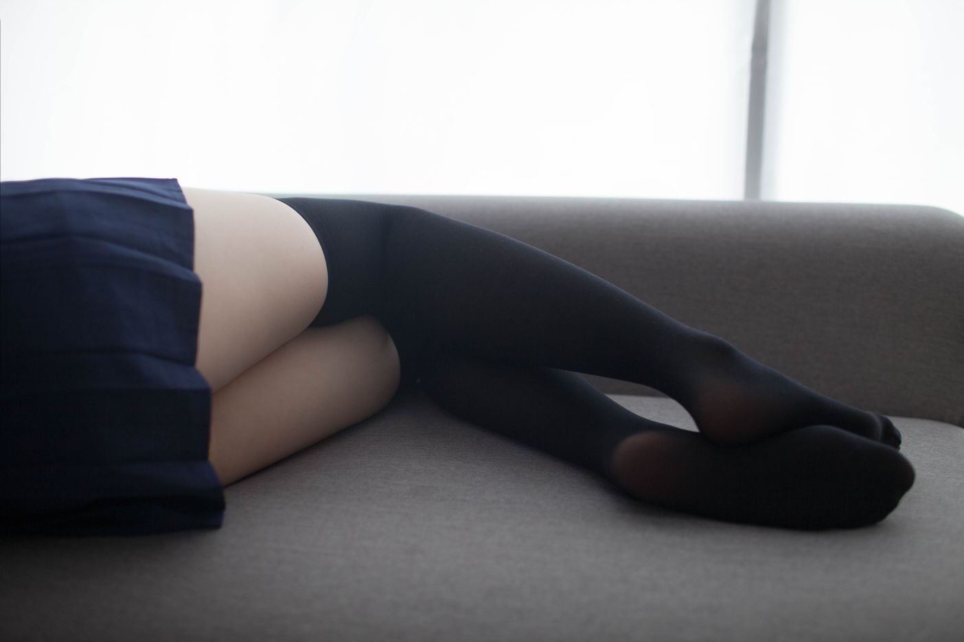 少女秩序写真-vol006-沙发过膝黑丝55P-01-10