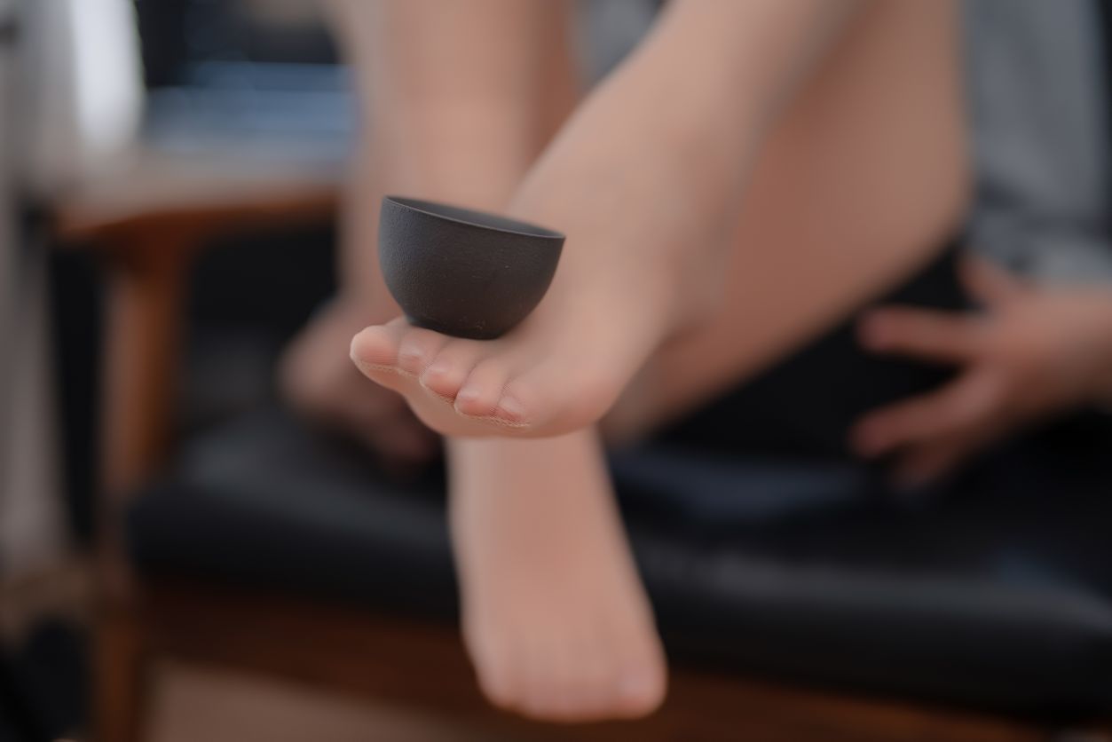 轩萧学姐---蓝裙OL170p4v-147G-06-18