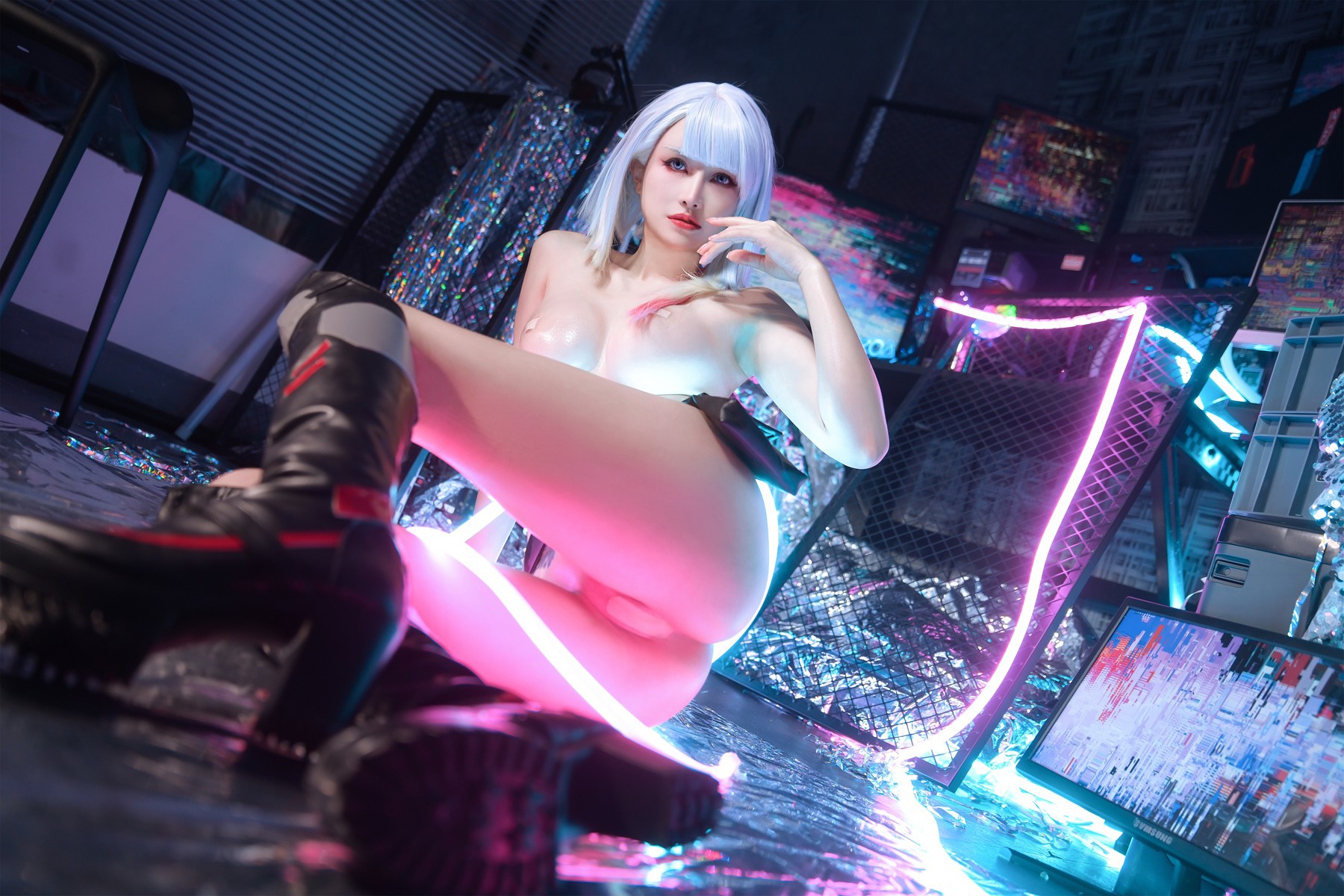 Cosplay-鹿八岁-赛博朋克边缘行者-露西-02-23