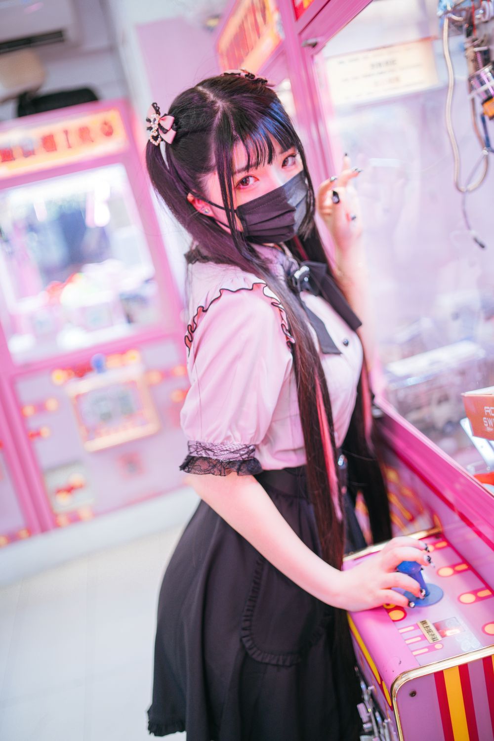 落落Raku-10月订阅-163P1V-204GB神待ち少女Night-LiLy-04-13