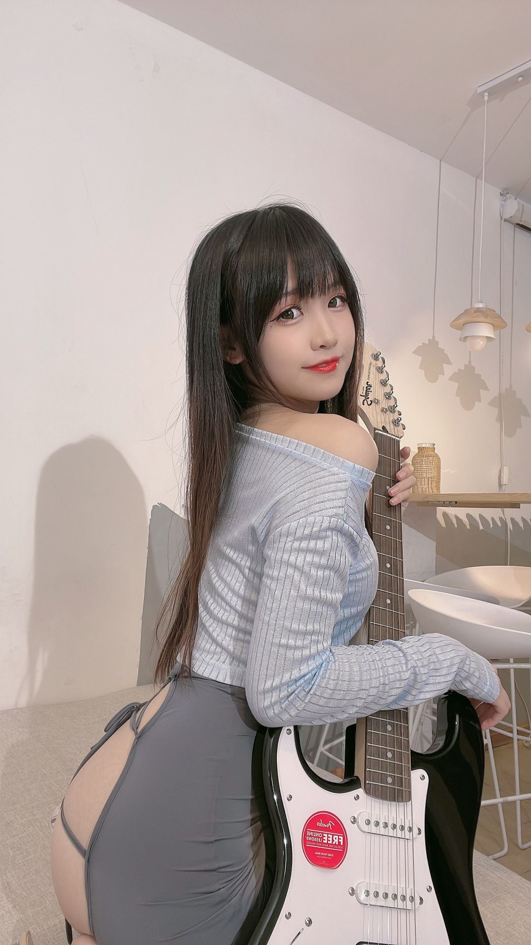 miko酱ww---吉他妹妹-02-17