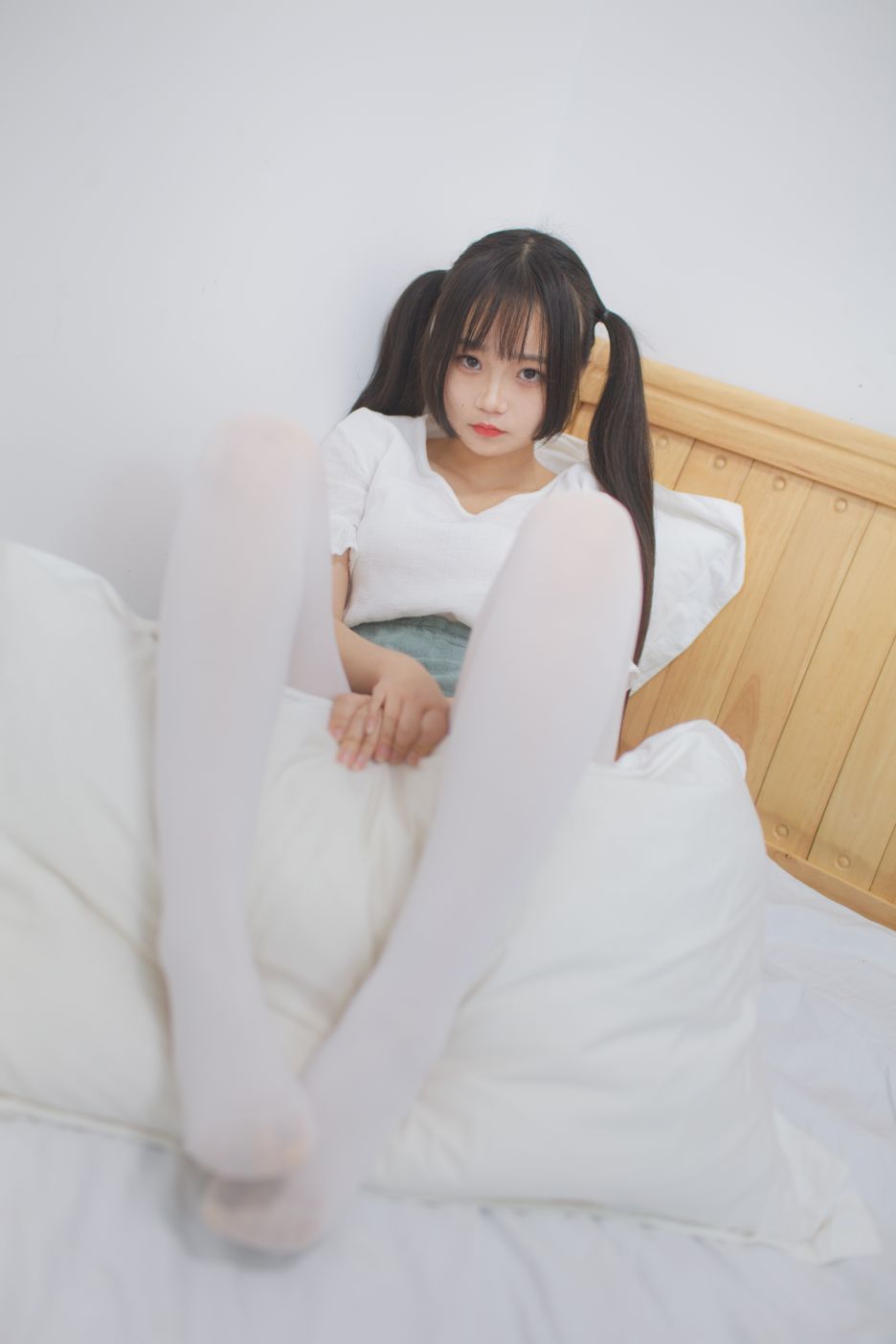 少女秩序写真-EXvol003-双马尾白丝萌妹63P-4705M-01-07