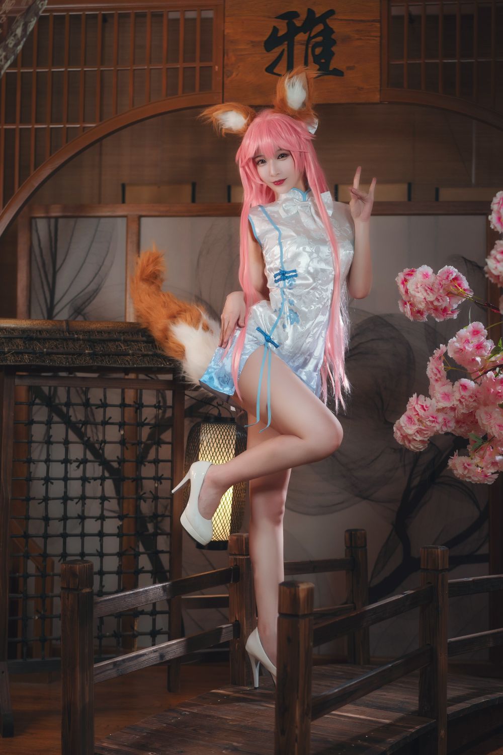 百合欧皇子---小玉旗袍-20P-174MB-12-22