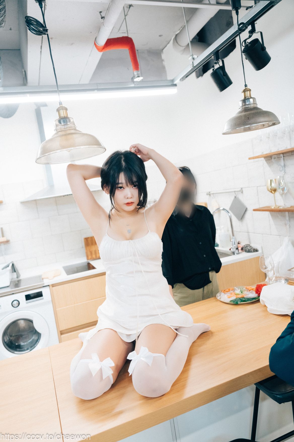 Loozy-Zia-지아---Nyotaimori-02-22