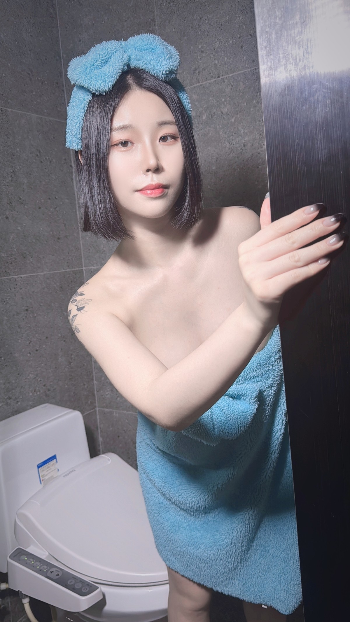 JYEONG-져닝-TOKYONIGHT-Photobook-EP02-11-30