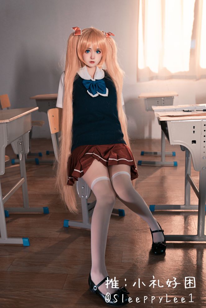 小礼好困---秋月爱莉-41P-381MB-05-15