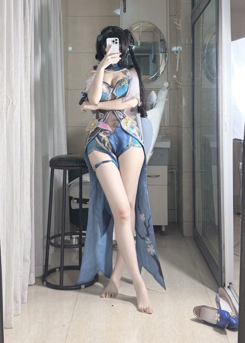 不可爱羚---阮梅-04-24