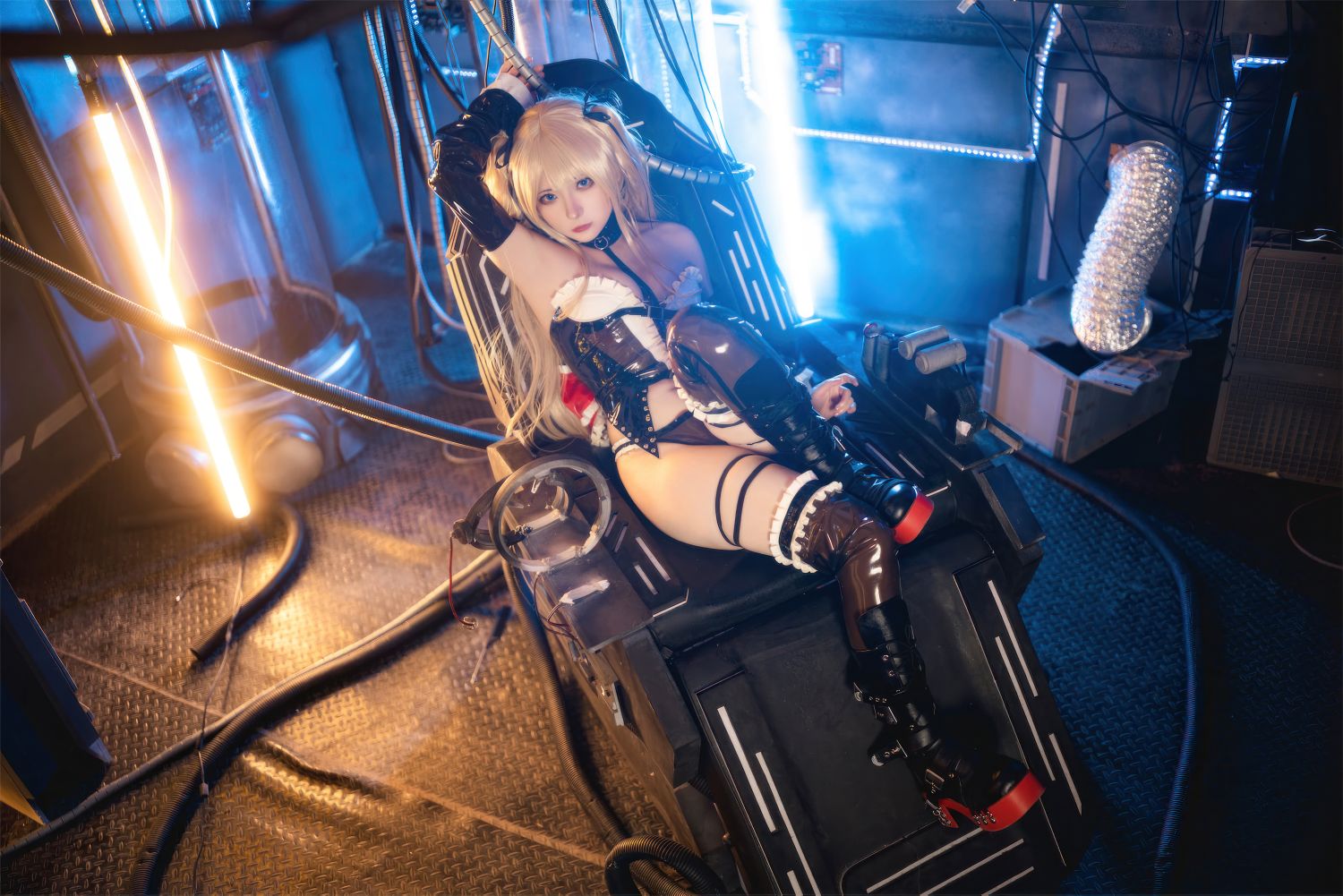 是三不是世w---玛丽萝丝胶衣-04-21