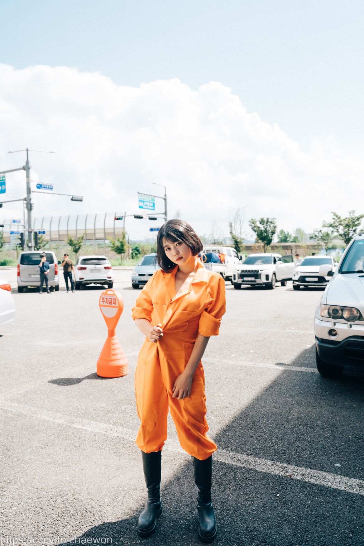 Loozy-Zia-지아---Garage-Girl-02-22