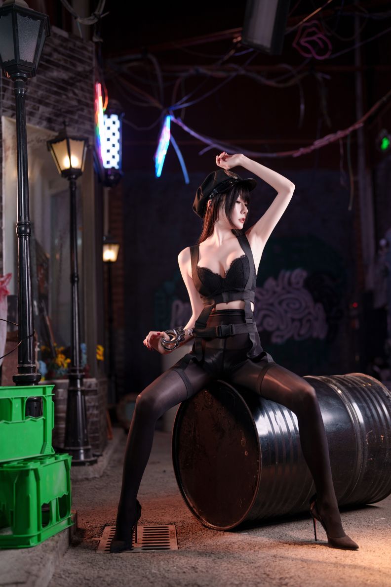 香草喵露露---2023年11月舰长-女警40P1V-154GB-08-17