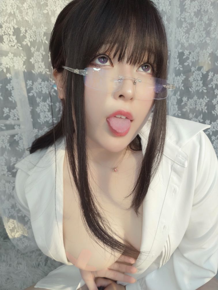 小容仔咕咕咕w-创口贴OL36P1V-320MB-03-05