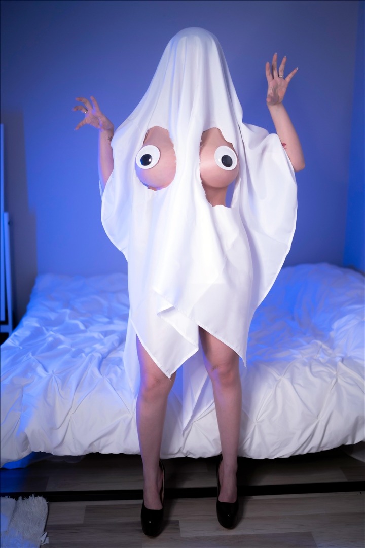 Hana-Bunny---Ghost-Hana-28P-2869-MB-20240817c-08-17