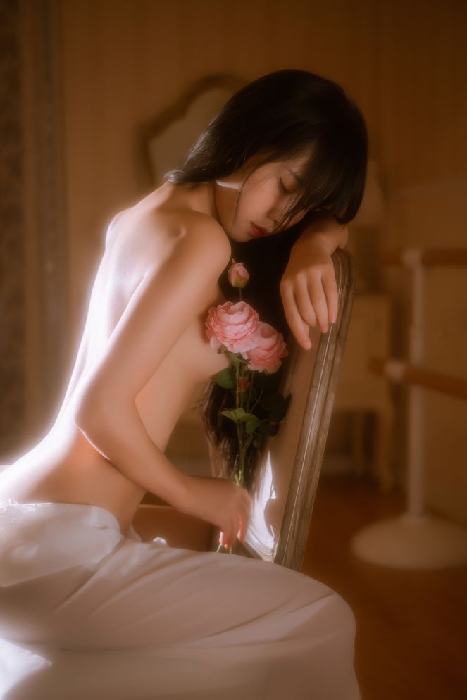 萌芽儿o0-金色套装-70P-1280MB-03-18