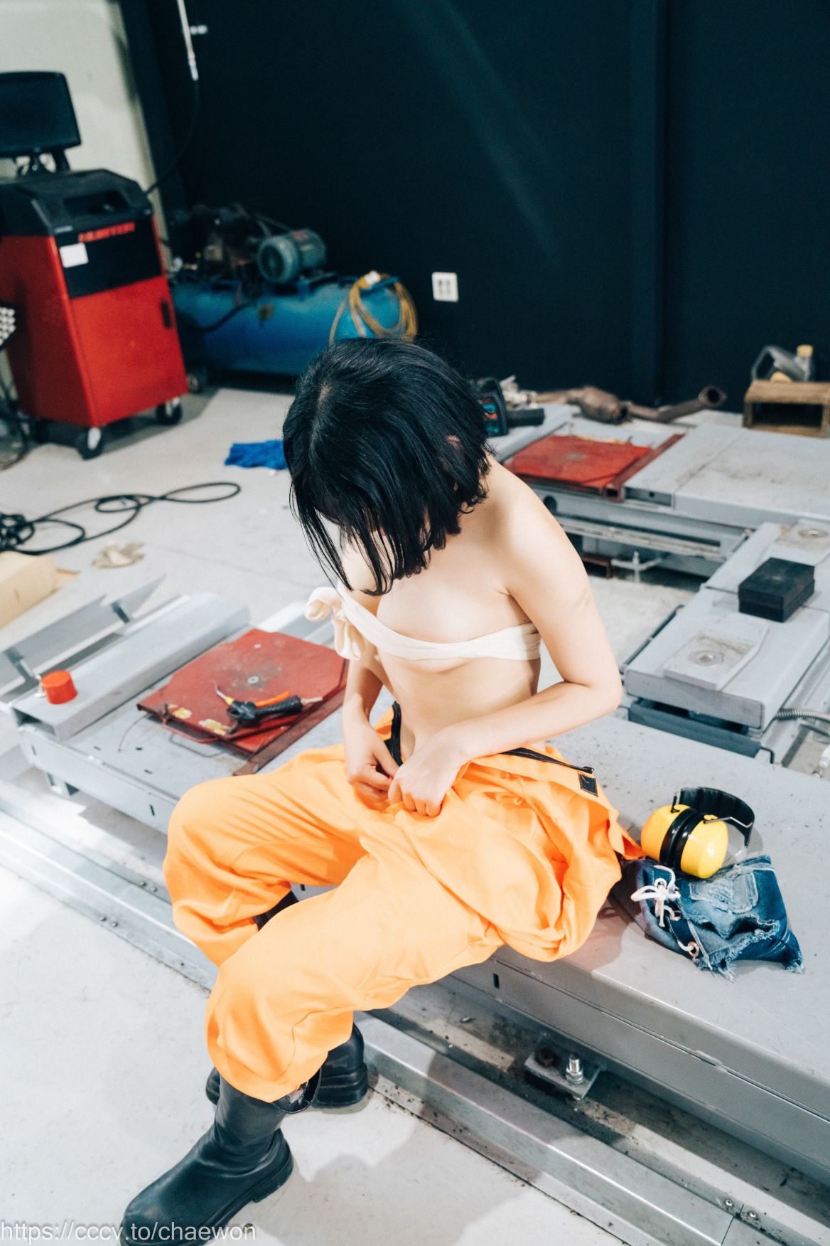 Loozy-Zia-지아---Garage-Girl-02-22