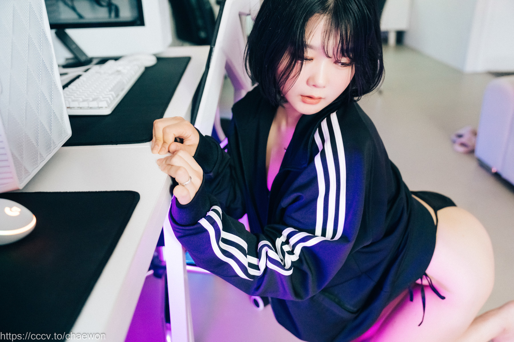 ZIAKwon-권지아-Loozy-PC-Room-With-SP-Set01-08-31