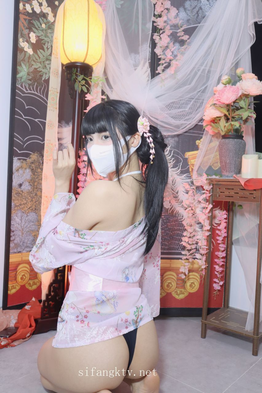 推特福利姬-Miao喵酱-裸舞炮击喷水高潮-02-20