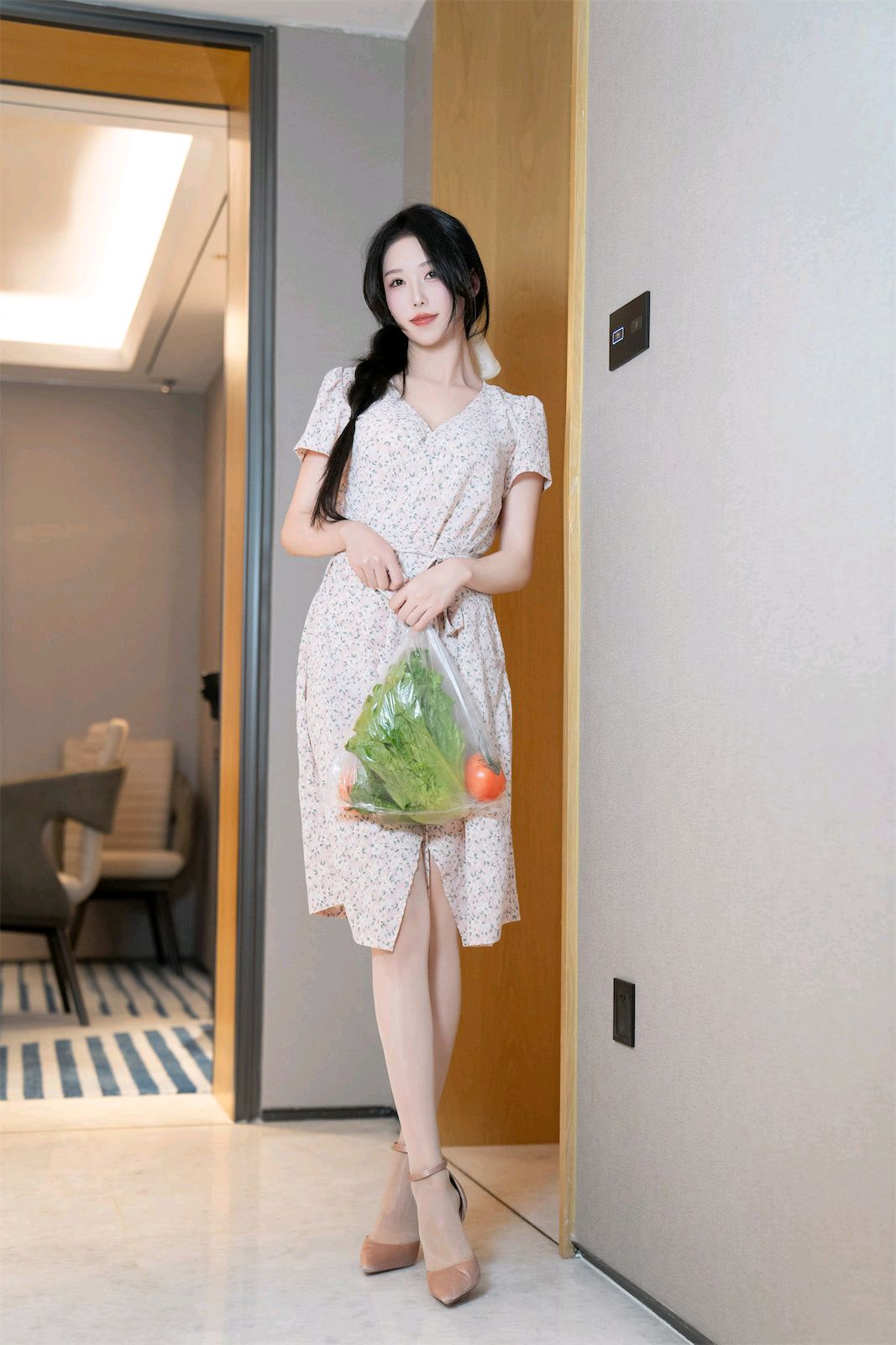 抖娘-利世---小保姆与老头-140P1V-181MB-04-27