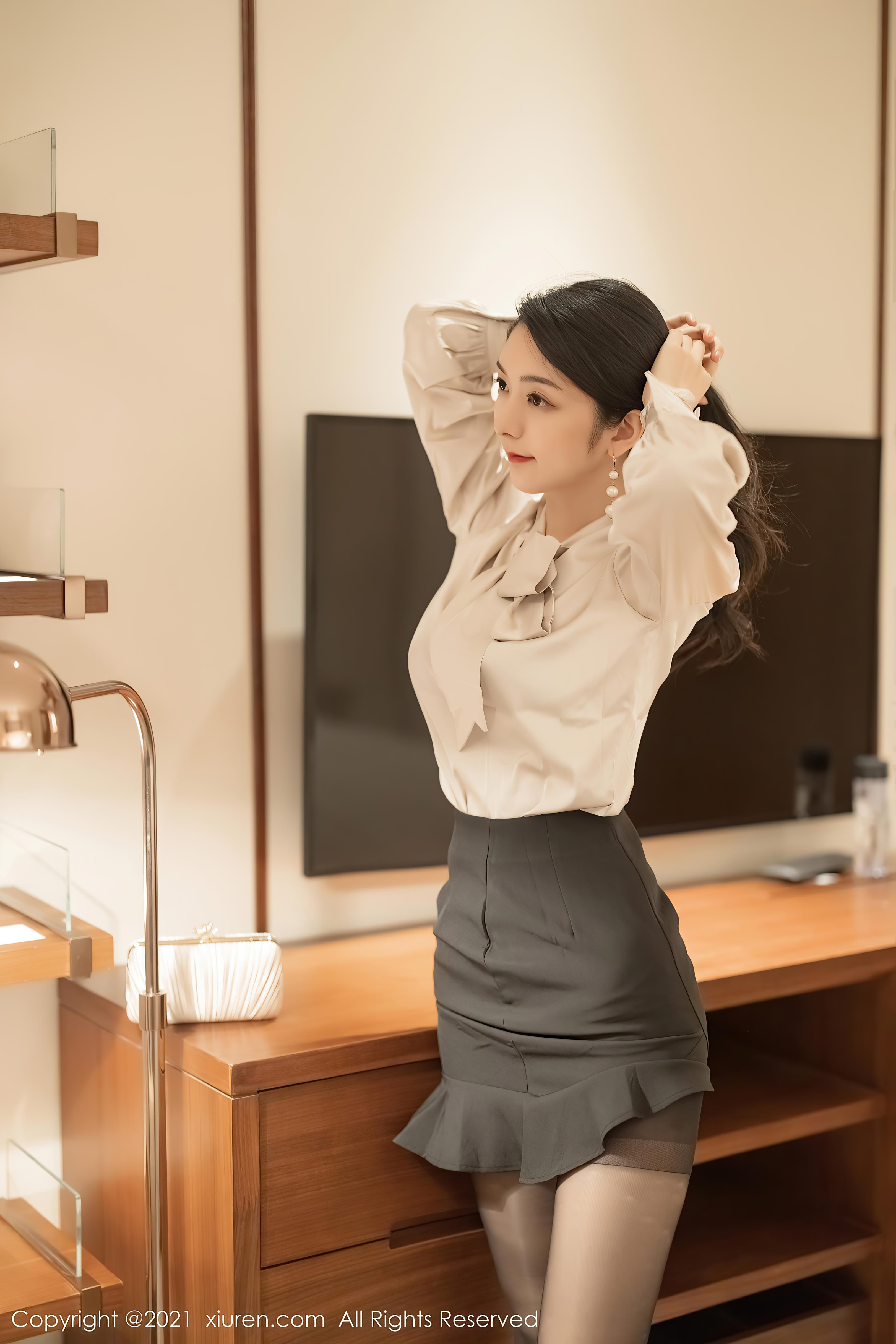 124-XIUREN秀人网-20210601-NO3488-Angela00-72P-55113-MB-08-24