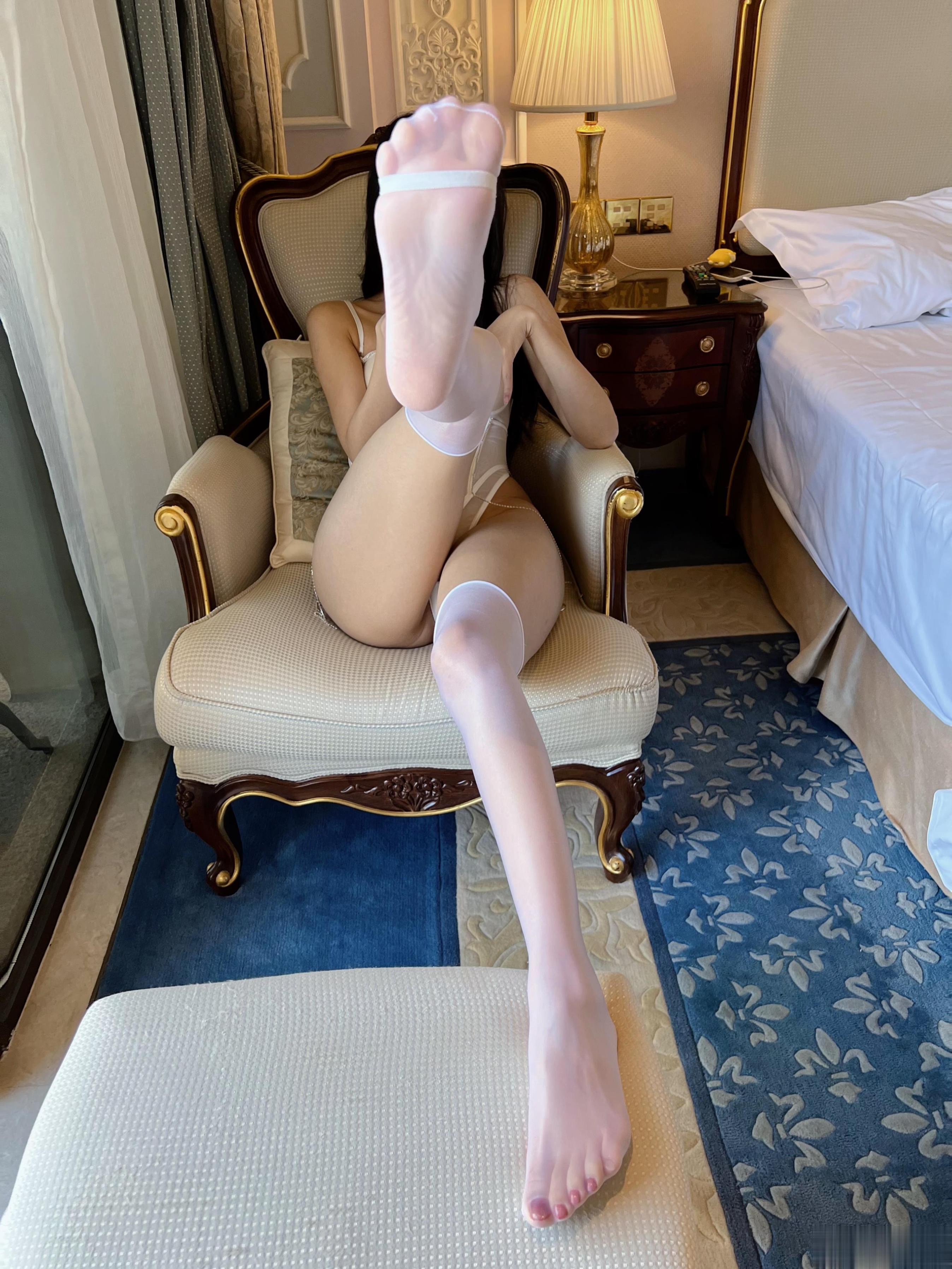 006纪念小小v5--微密圈系列-流鼻血我可不管30P-233M-08-29