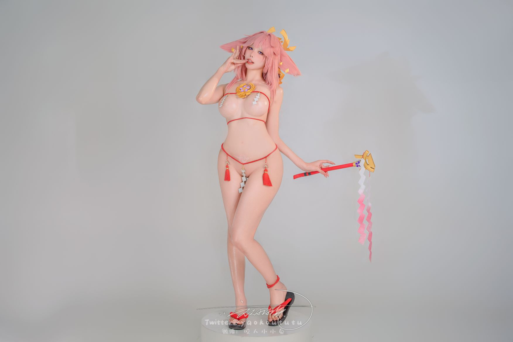 咬一口兔娘-2月作品春江水暖-神子贺岁84P1V-大摆锤-03-25