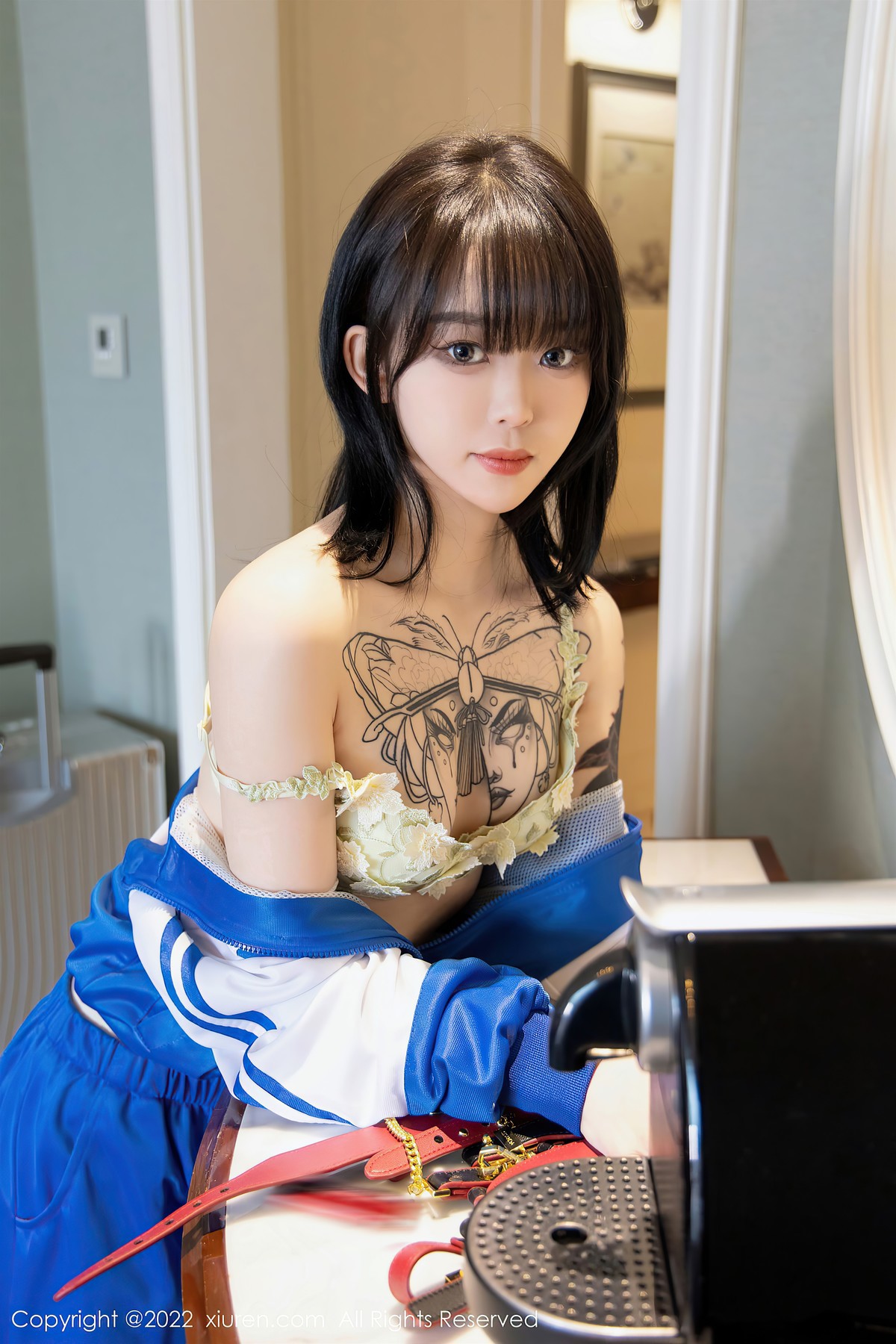 XiuRen秀人网-No4838-奶瓶-10-24