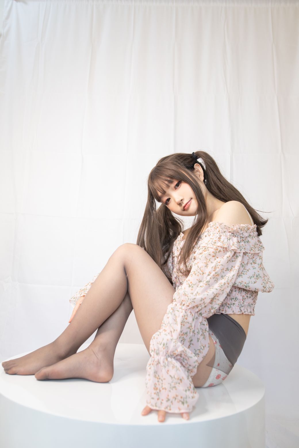 神沢永莉---缠玛瑙灰象牙白-45P-03-29