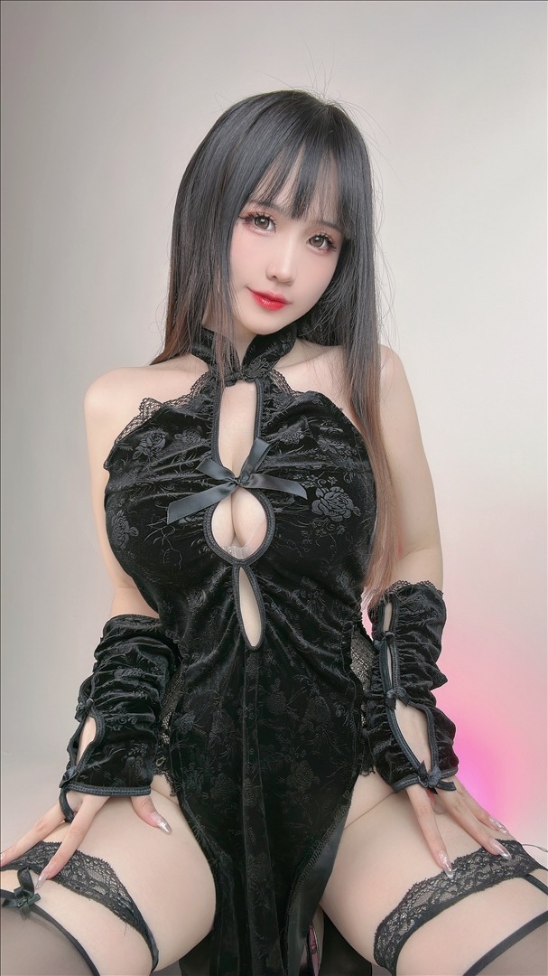 miko酱---23年05月合集297P-297P-53819-MB-20240811y-08-14-2