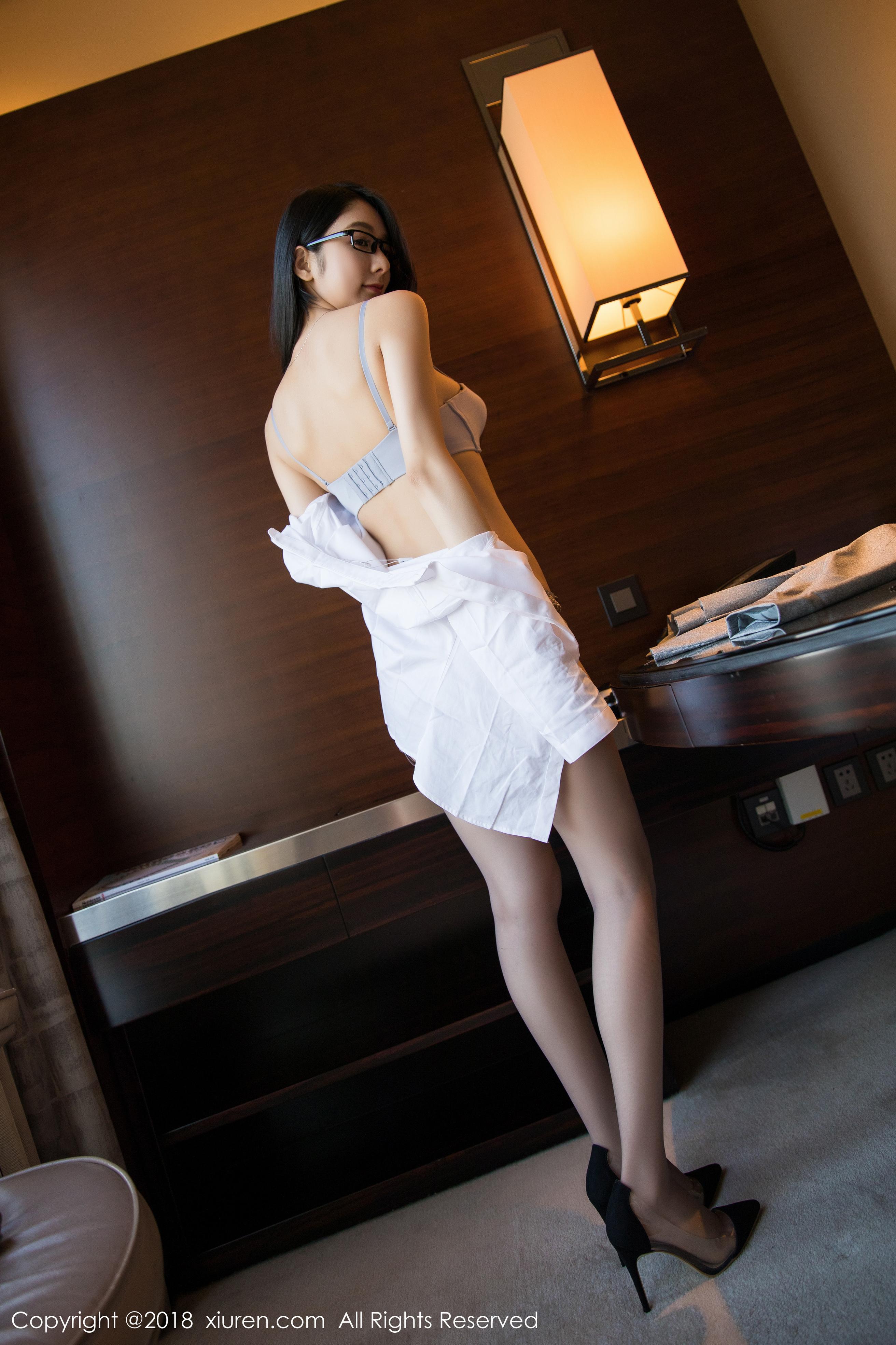 093-XiuRen秀人网-20180926-NO1172-Angela小热巴-56P-24616-MB-08-24