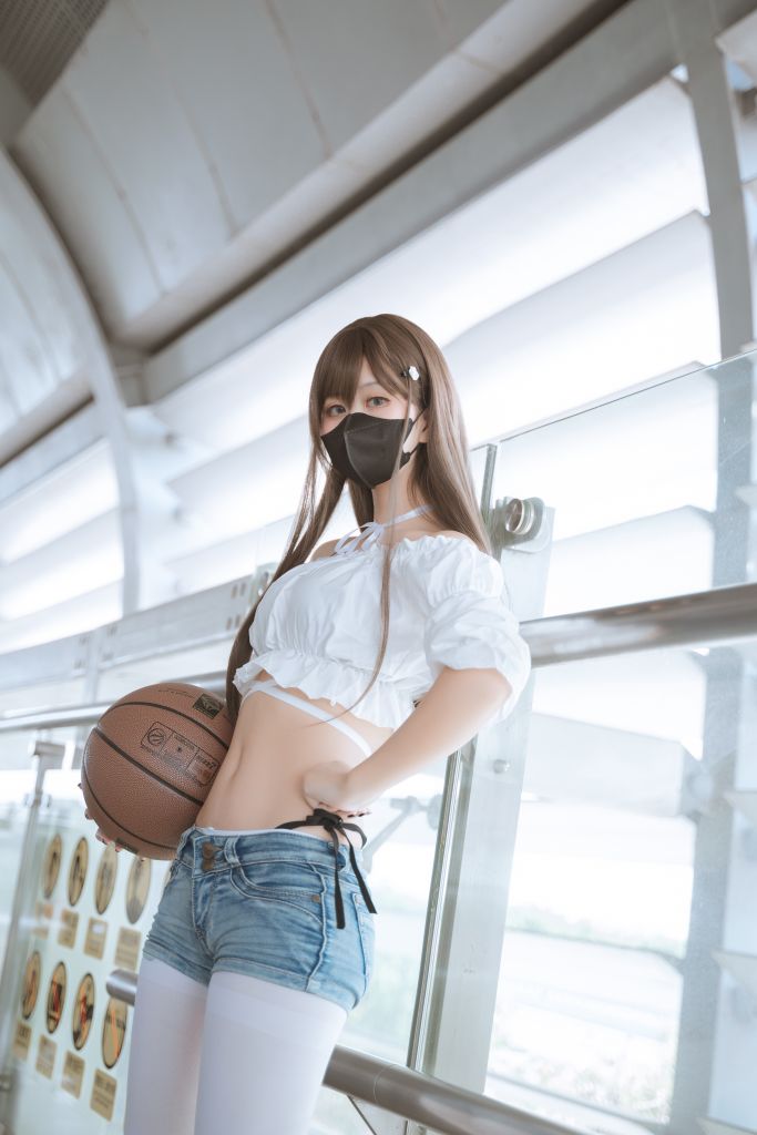 萌芽儿o0-邻家小恶魔-47P1V-426MB-03-18