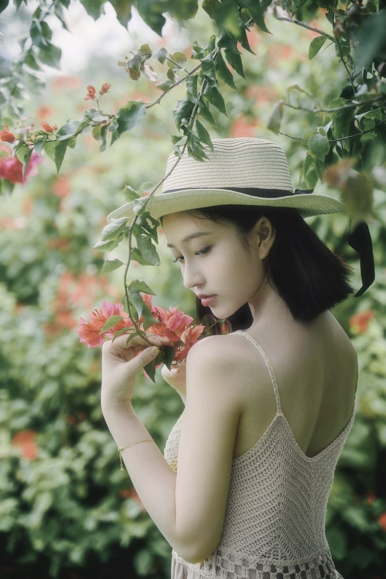 年年---白露43P-253M-01-23