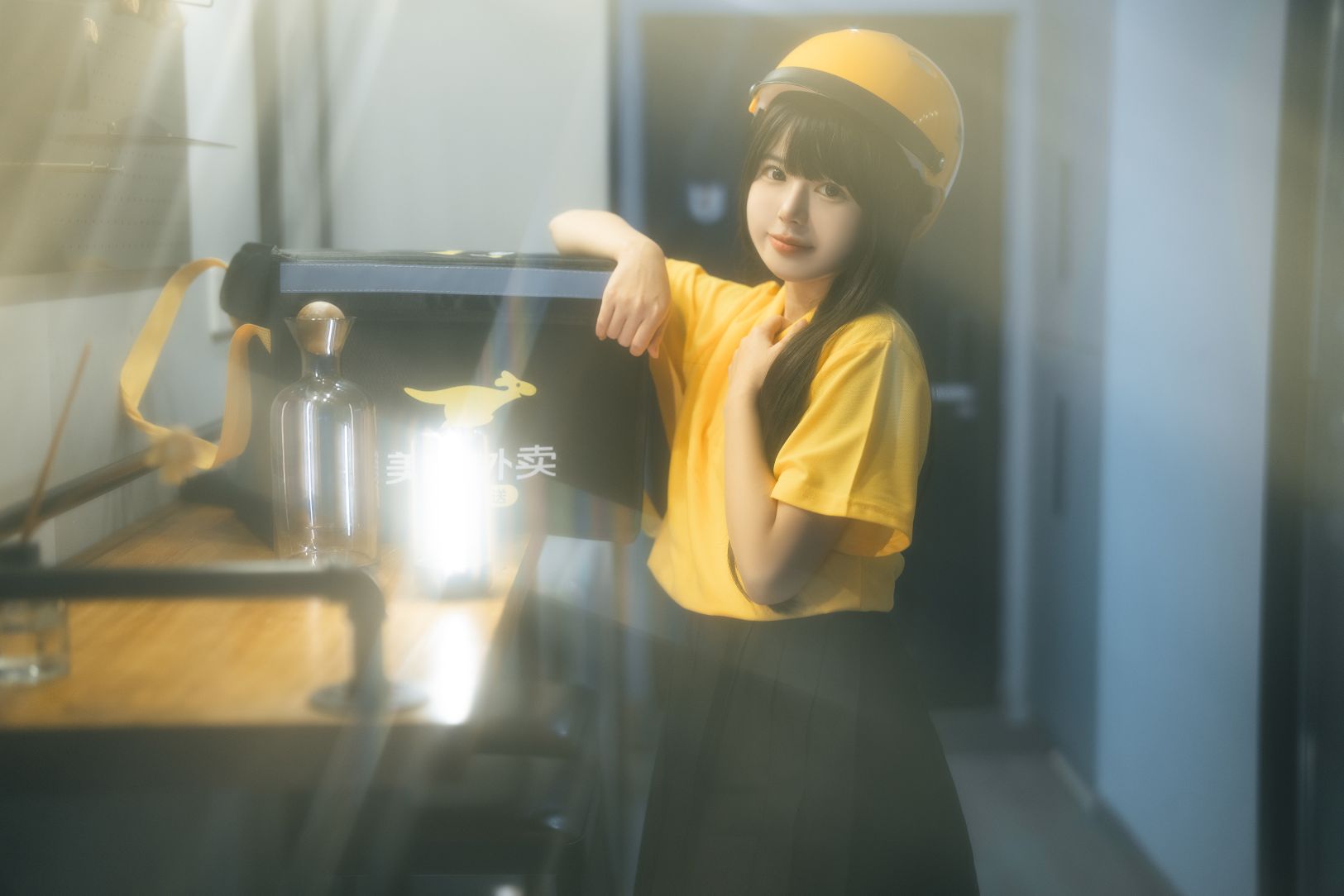 rua阮阮---白丝外卖员-40P-703MB-06-09