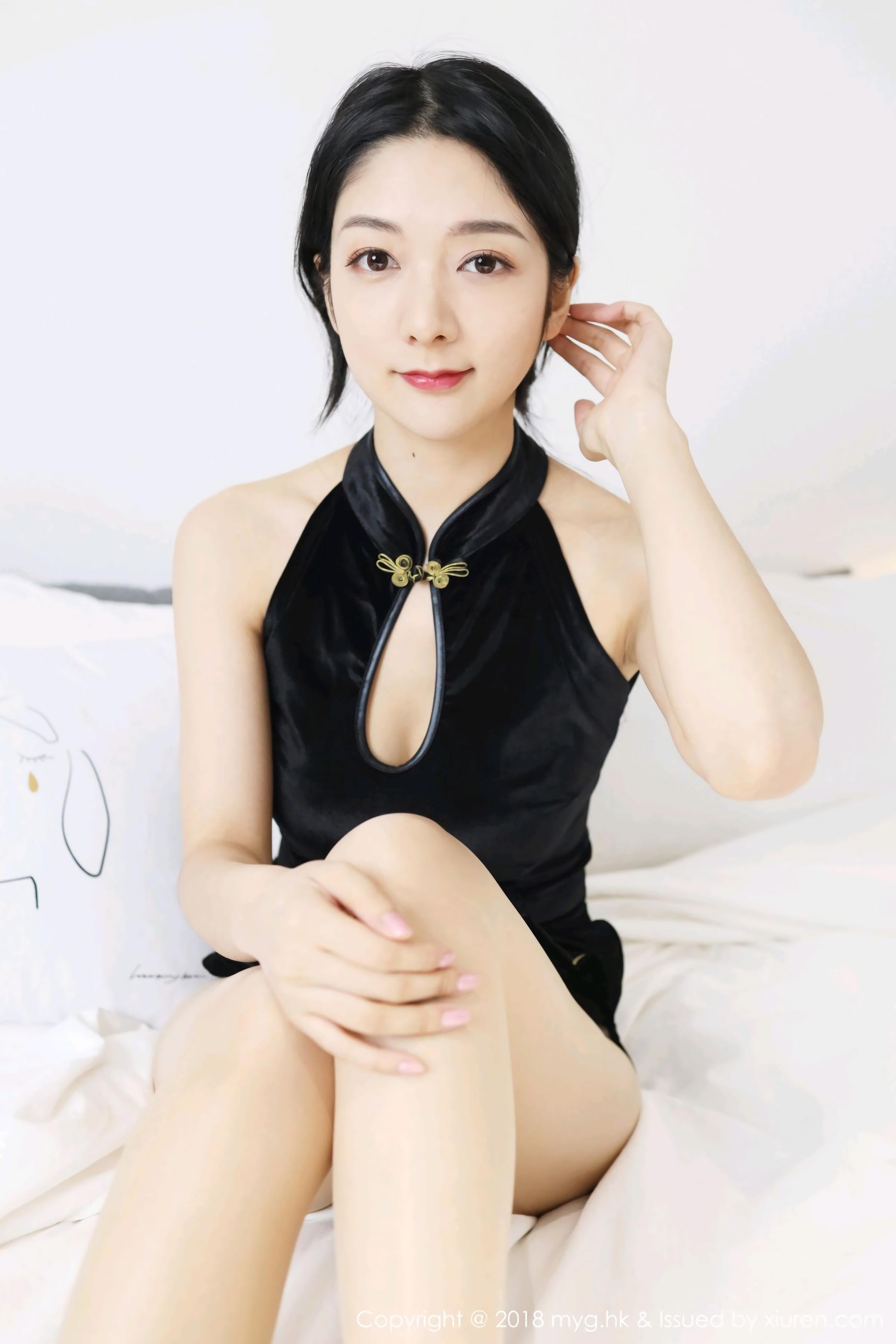 040-MyGirl美媛馆-20181108-VOL326-Angela喜欢猫-41P-115MBrar-41P-11556-MB-08-23