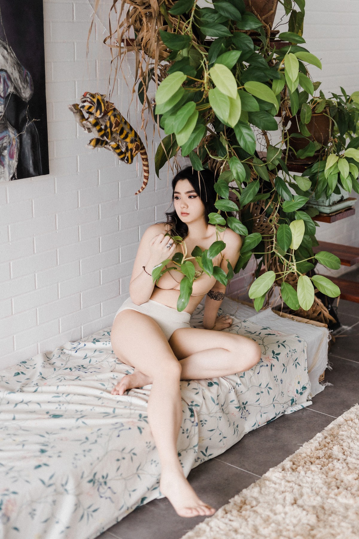 Jaszlyn-DCP-snaps-Vol01-Photobook-Set01-11-13