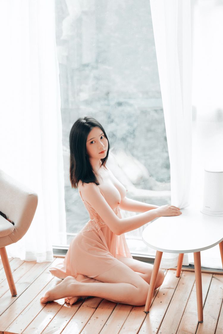 年年---暧昧40P-1181M-01-23