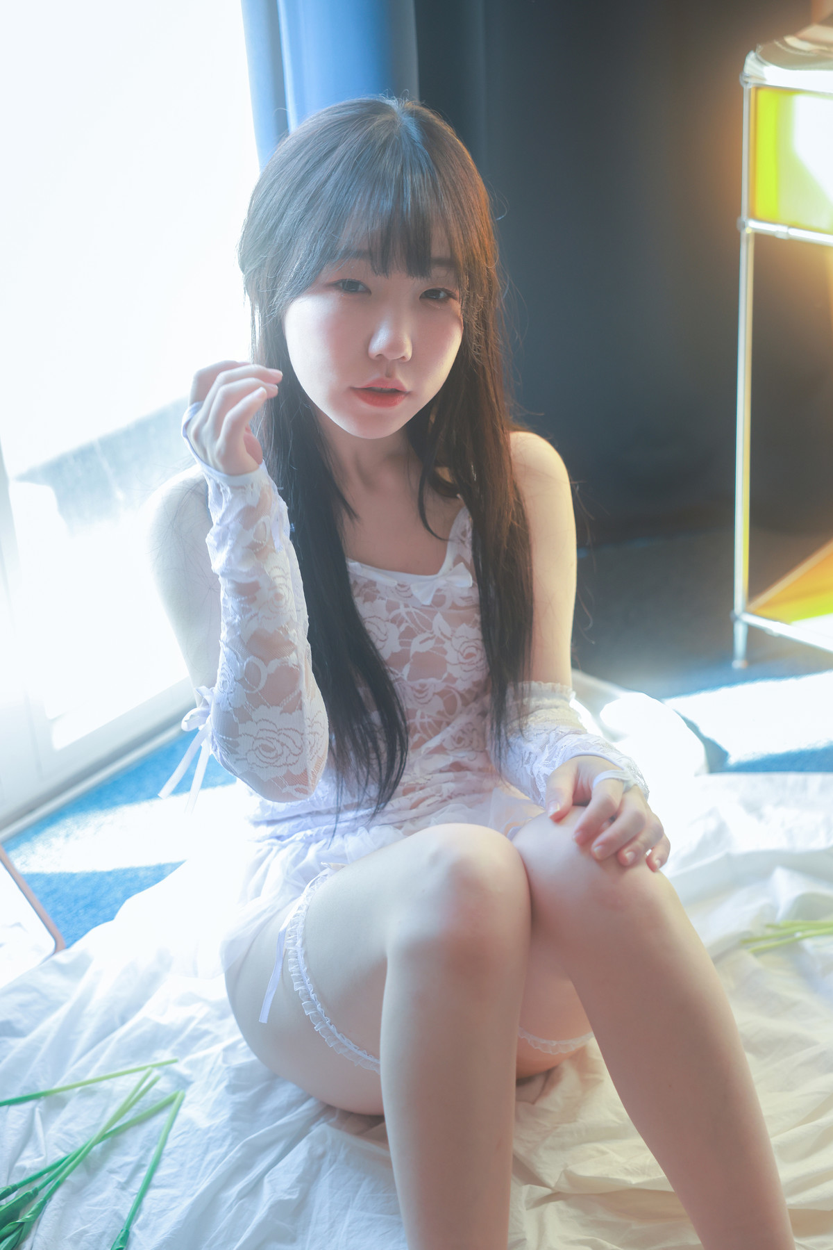 Han-Yeri-한예리-SWEETBOX-Packaging-Girl-Set03-02-23