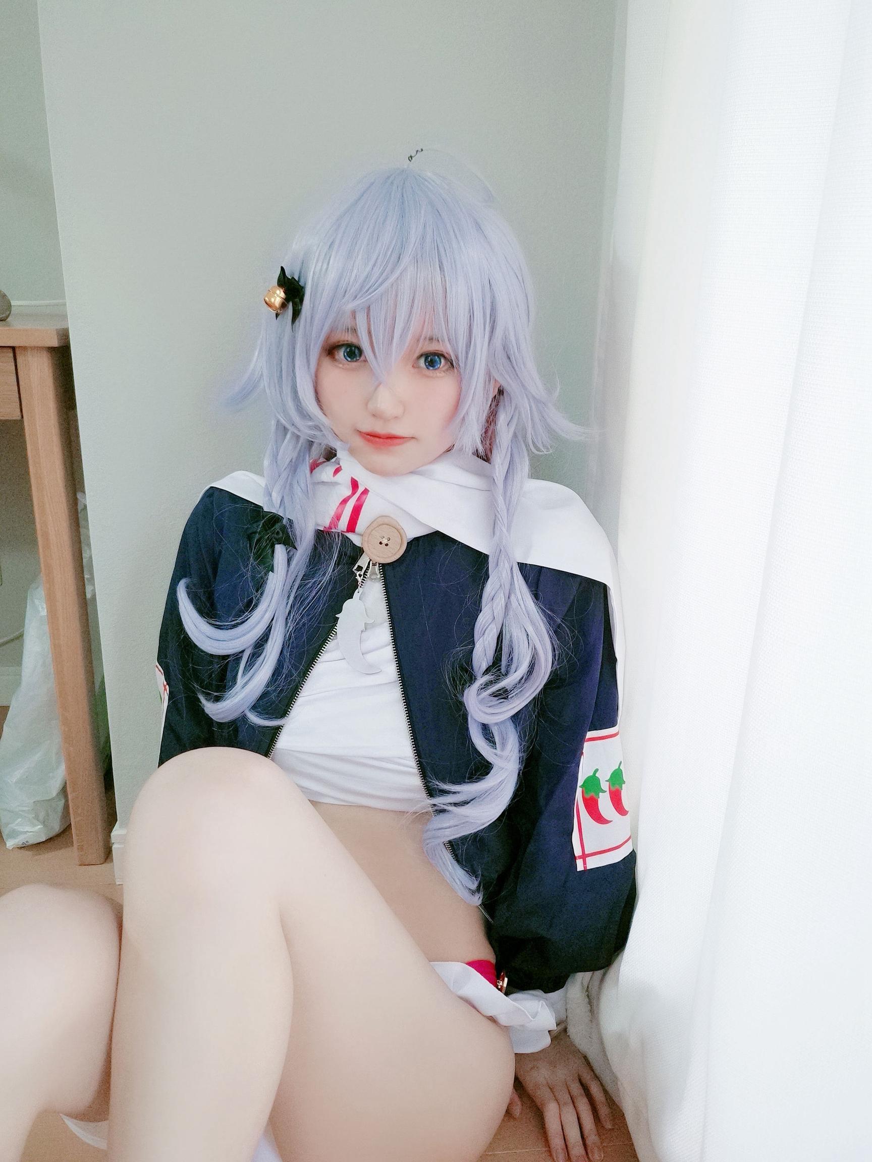 019-千阳快起床---狗妈cos七奈神乐-16P-26-MB-08-27