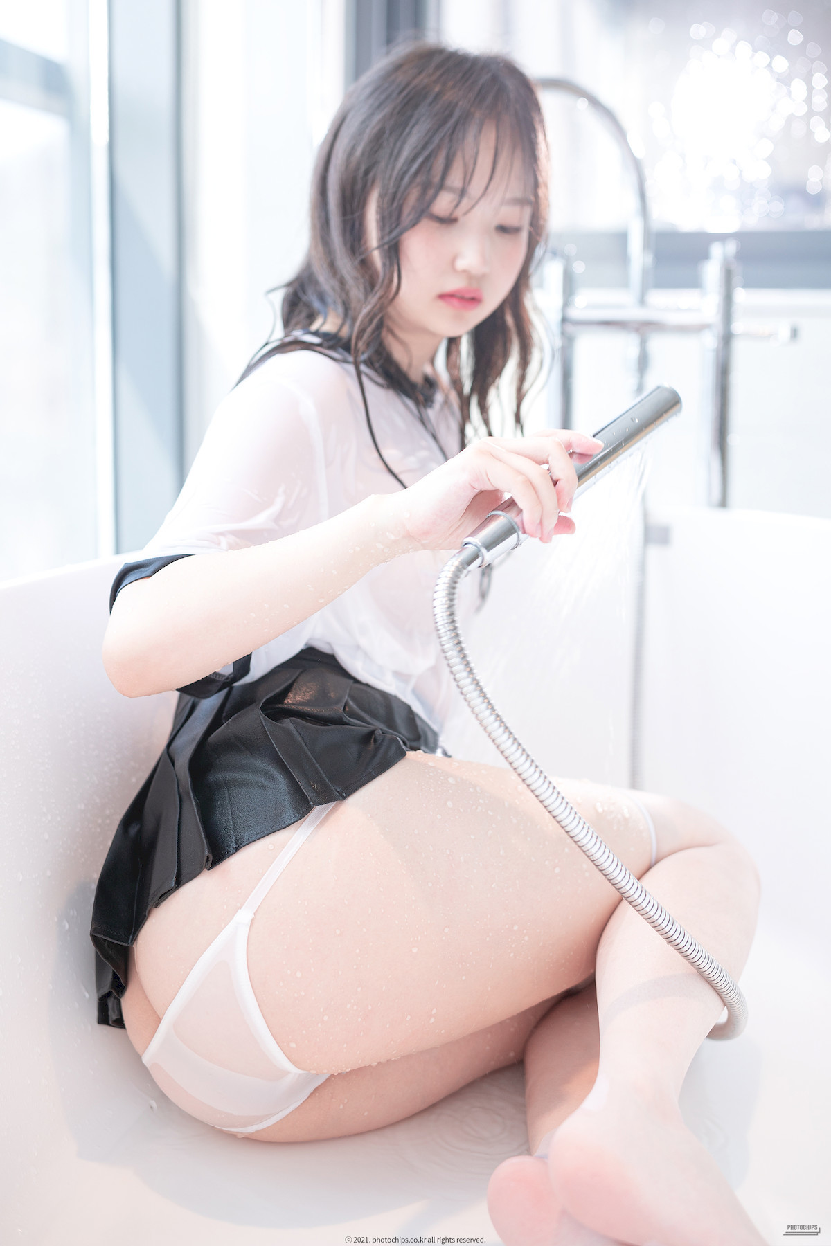 Sia-시아-Photochips-Vol111-Photobook-Set03-09-21