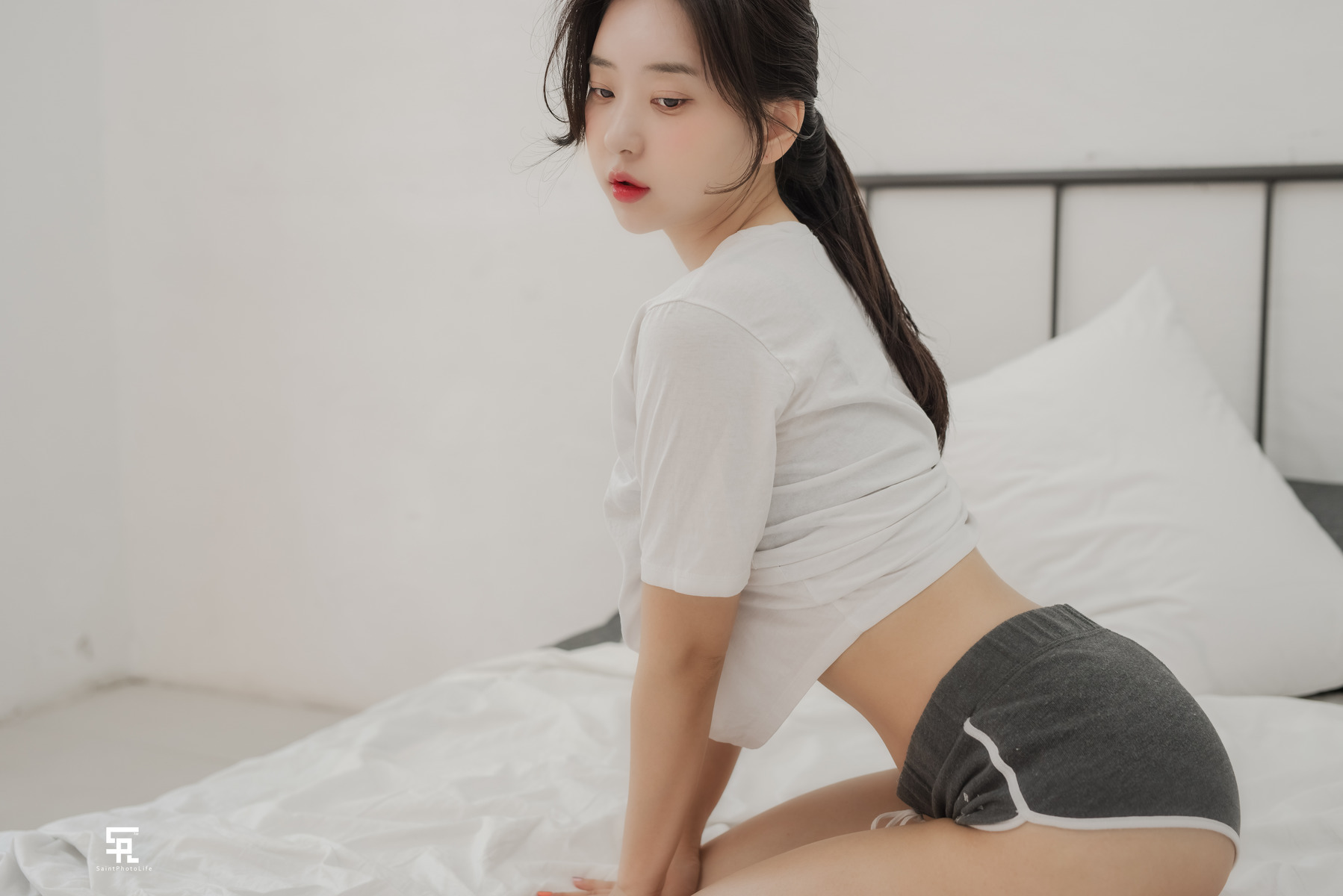 Zenny-신재은-SAINT-Photolife-One-Summer-Day-09-22