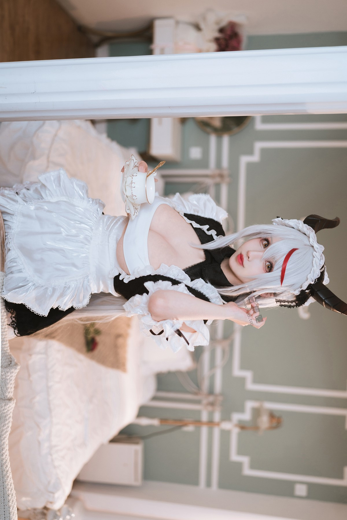 Cosplay-rioko凉凉子-妄想航线-港区的龙女仆-09-21