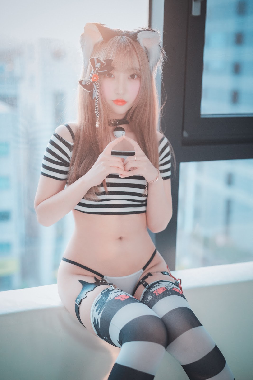 Hanari-하나리-DJAWA-Catgirl-in-Stripes-Set01-04-22