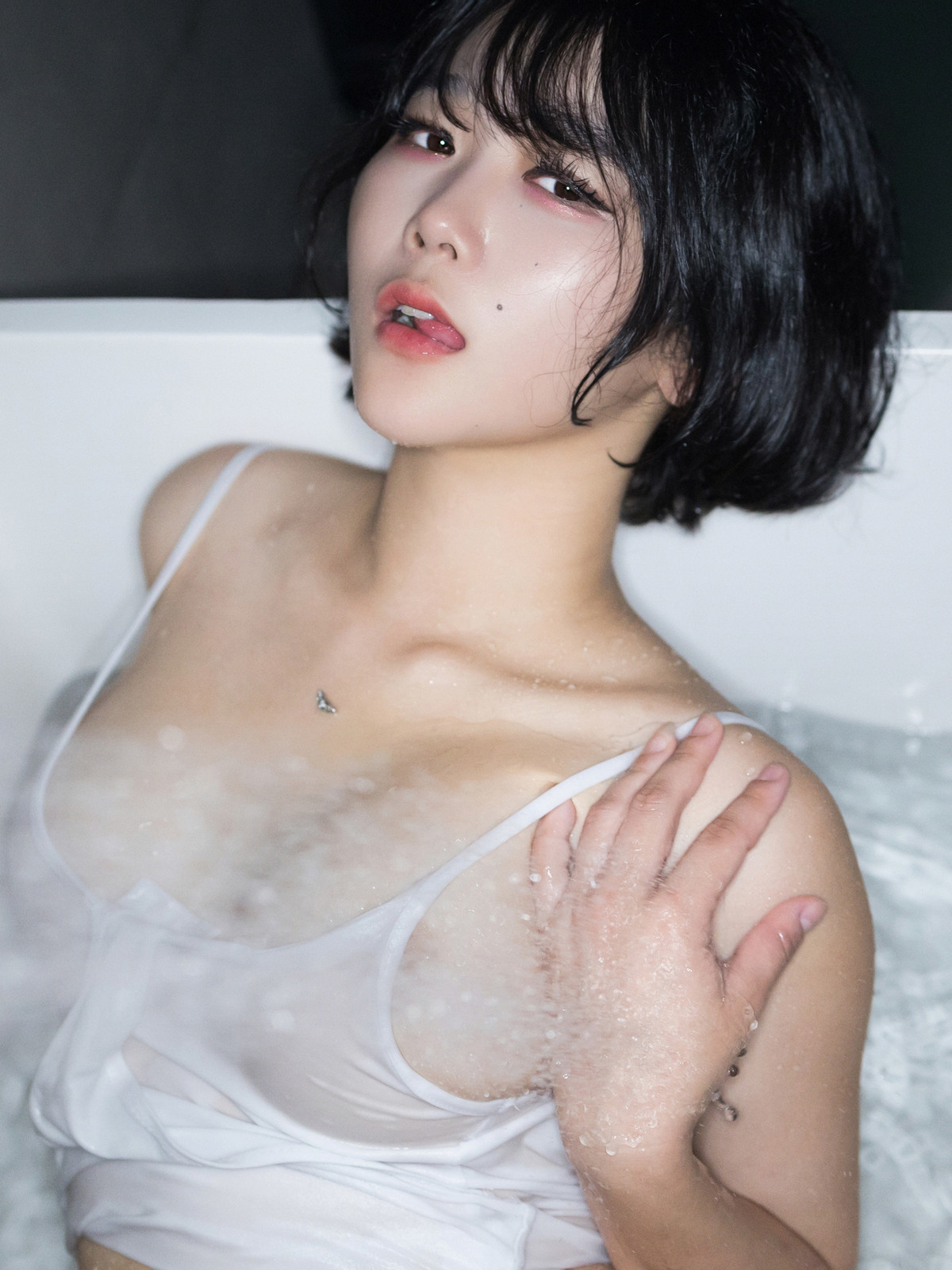ZIAKwon-권지아-UMIZINE-Bathtub-Mermaid-Set02-03-13