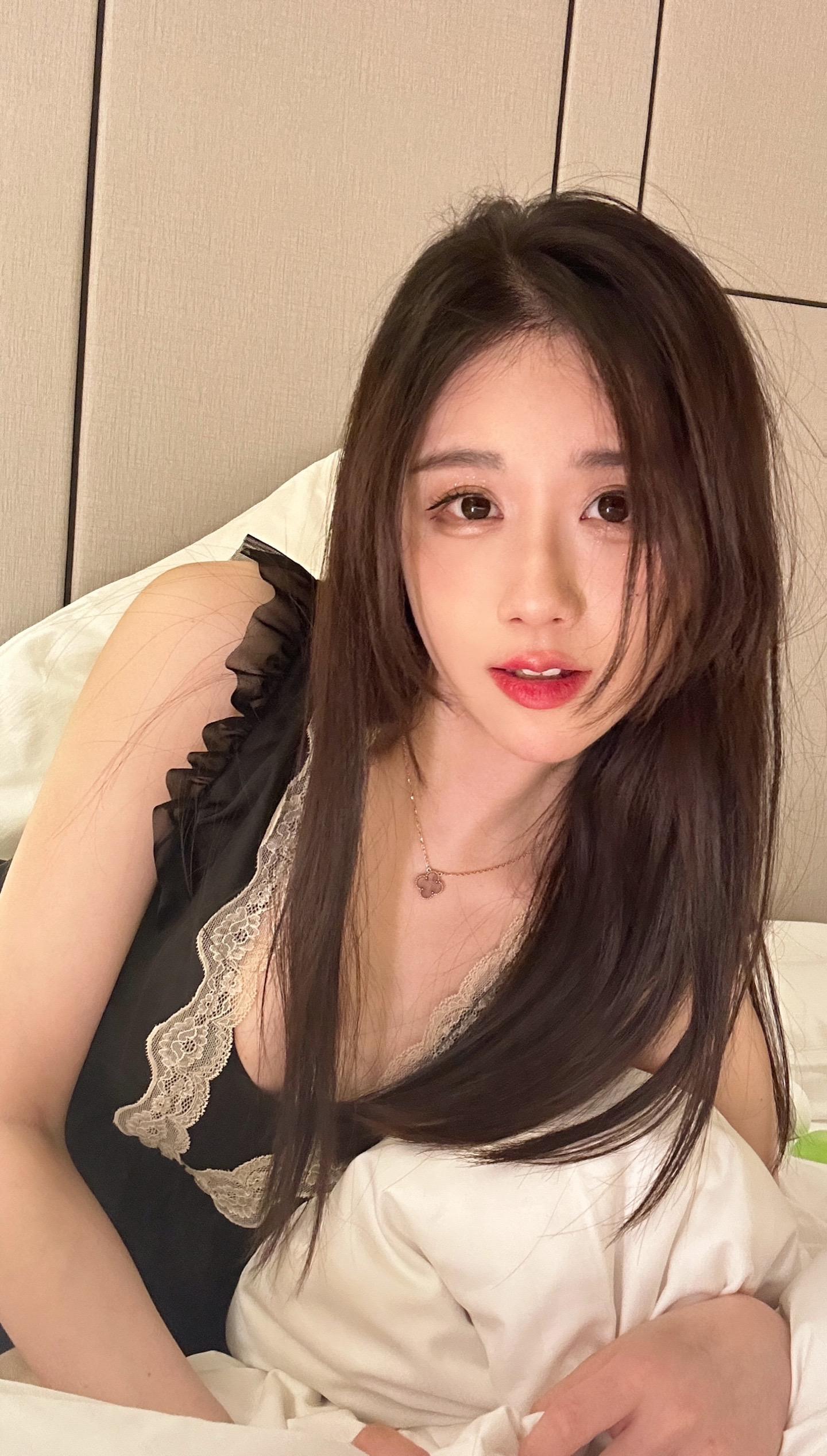 抖音-轩子巨二兔-抖音无水印备份-9P-98V-37977-MB-08-15