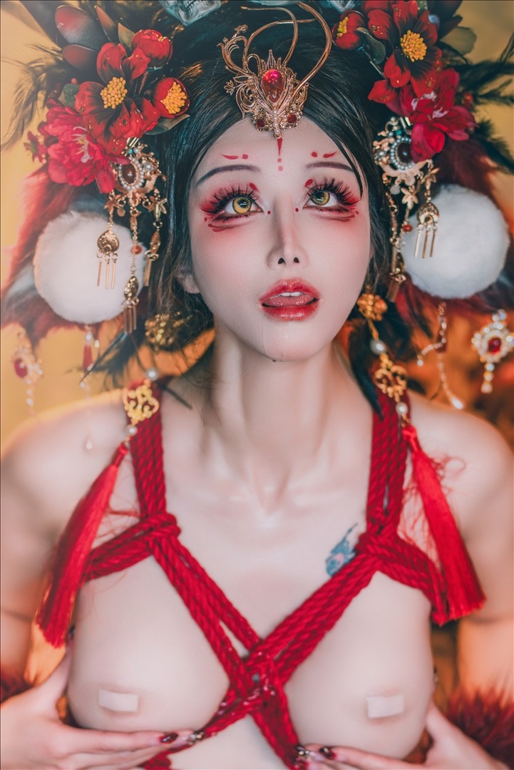 鹿八岁baby---闯进我家的凶凶年兽-120P-120P-78852-MB-20240809h-08-10