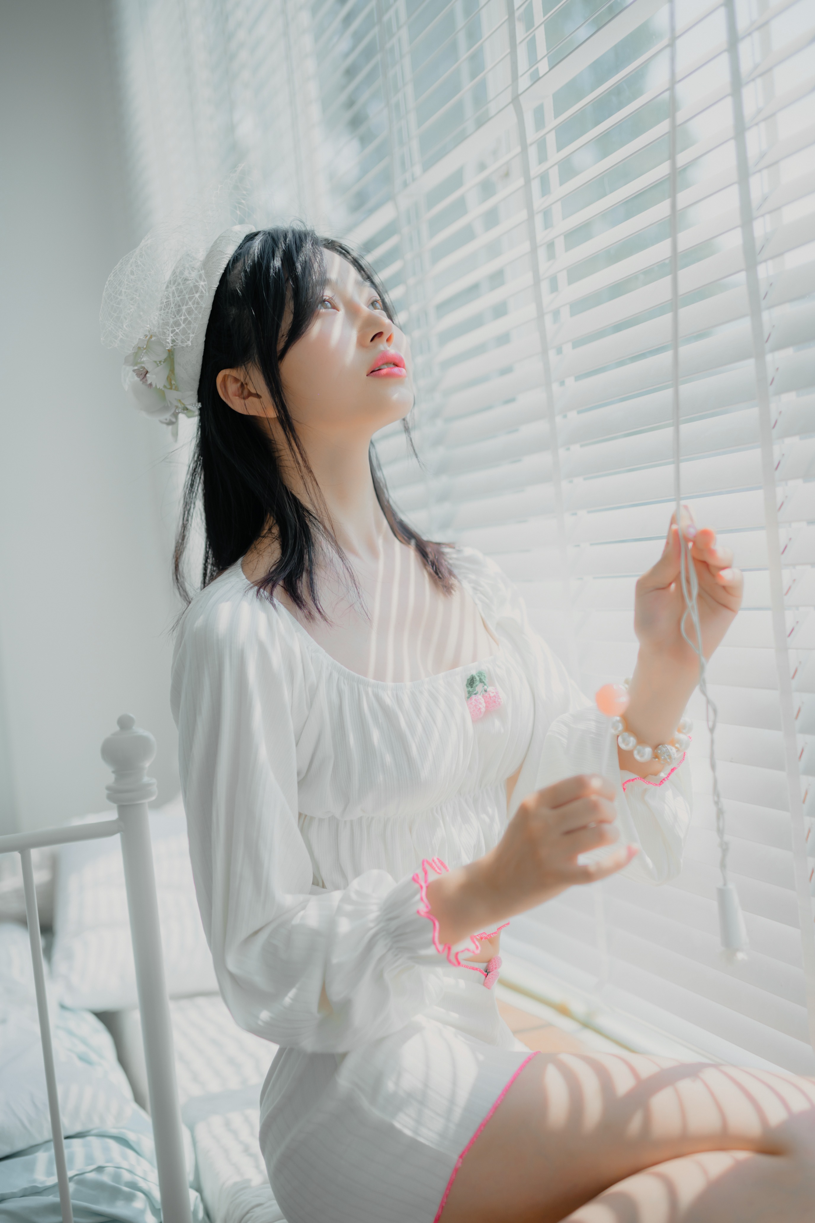 年年-爱吃棒棒糖的少女-11-27