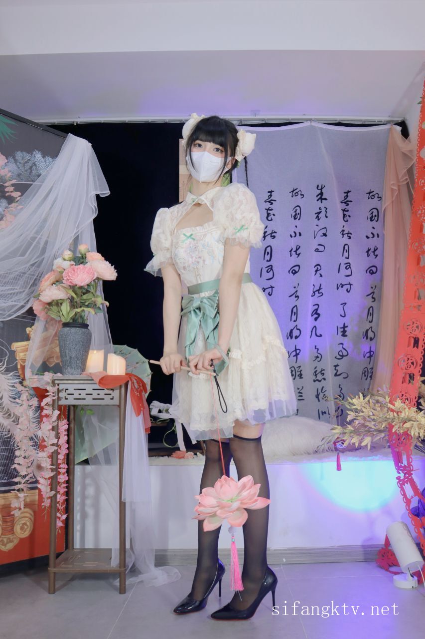 Miao喵酱x小简x奶糊-2024大型三人春晚限定-裸舞才艺-02-16